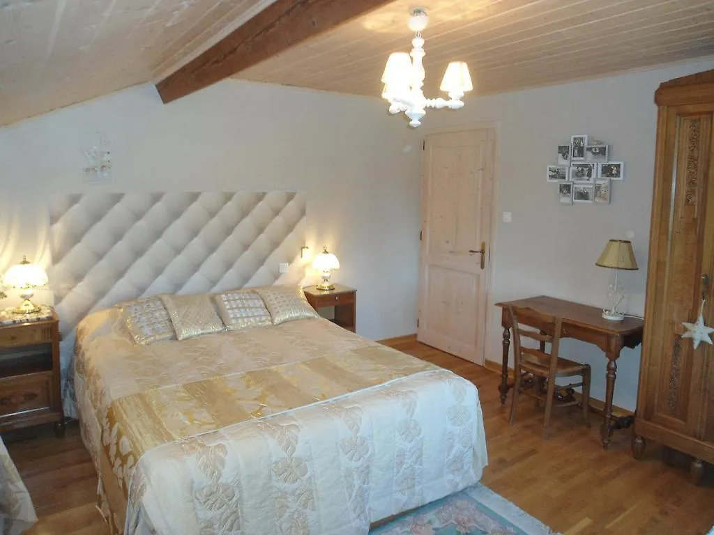 Guest house Domaine Des Charmilles Hotel Mantenay-Montlin