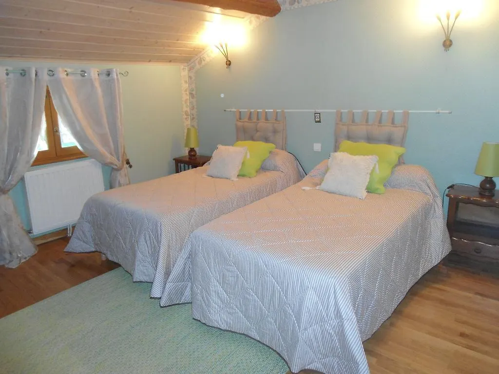 Domaine Des Charmilles Hotel Mantenay-Montlin Guest house